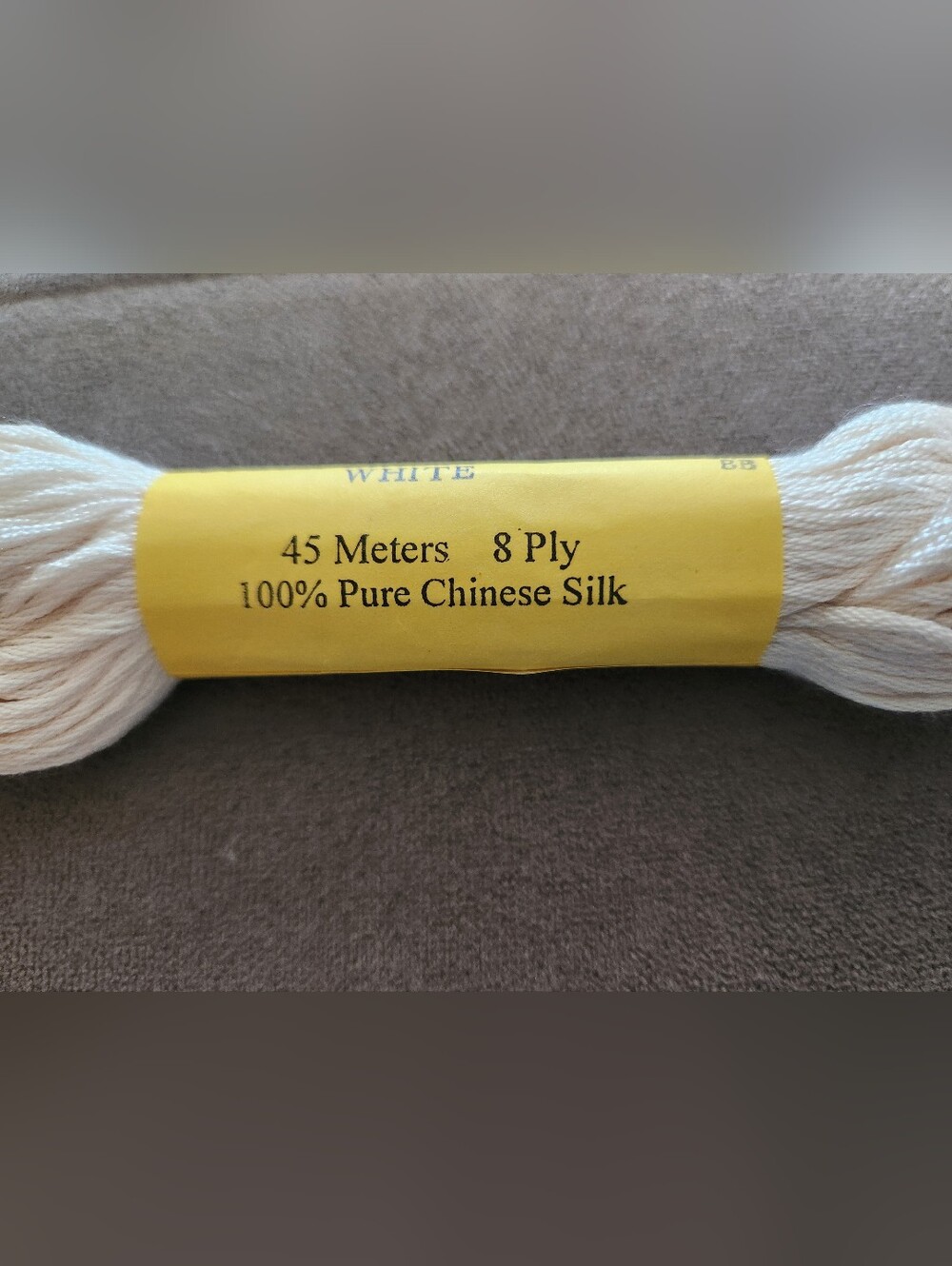 Needlepoint Silk Thread 1 SKEIN 90 METERS -BRIGHT WHITE - Picture 3 of 4